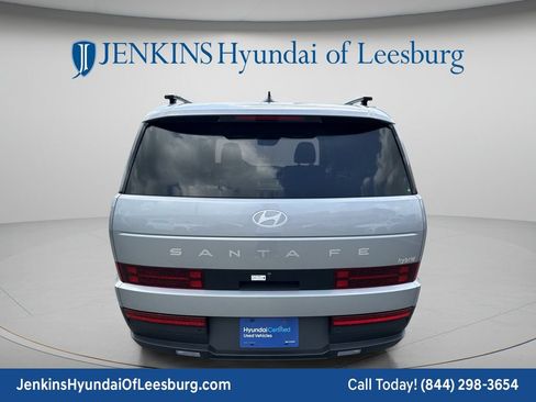 Used 2024 Hyundai Santa Fe SEL FWD image 7