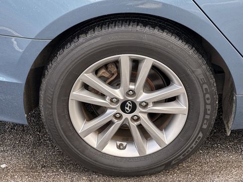 Used 2015 Hyundai Sonata SE image 17