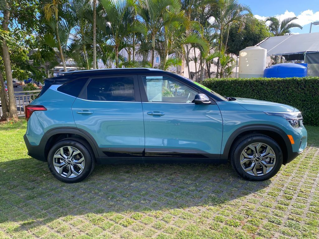 Used 2024 Kia Seltos S AWD/4WD image 8