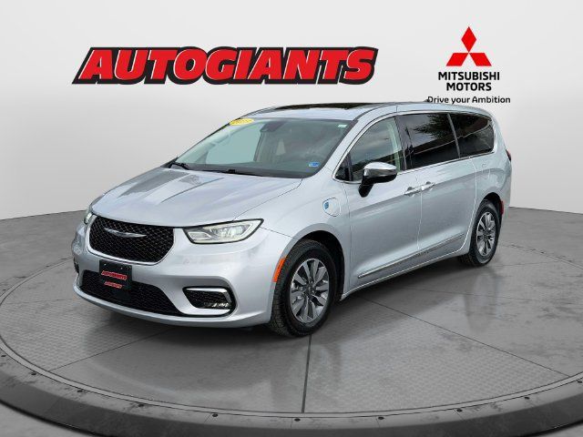 Used 2023 Chrysler Pacifica Limited FWD image 5