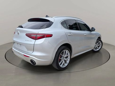 Used 2020 Alfa Romeo Stelvio Ti AWD/4WD image 5