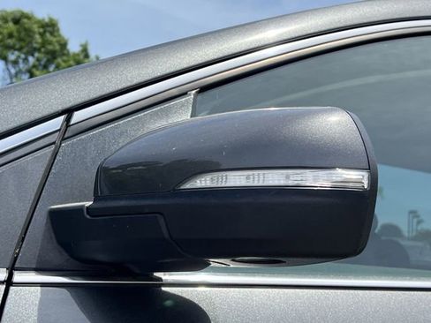 Used 2019 Ford Edge SEL w/ Equipment Group 201A FWD image 29