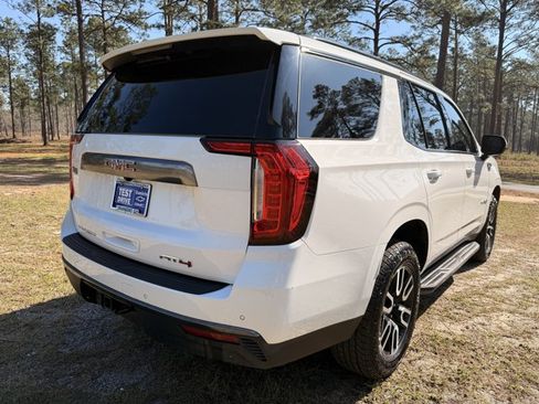 Used 2023 GMC Yukon AT4 image 5