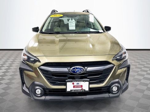 Certified 2025 Subaru Outback Premium AWD/4WD image 2
