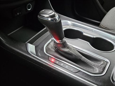 Used 2020 Chevrolet Traverse LS image 12