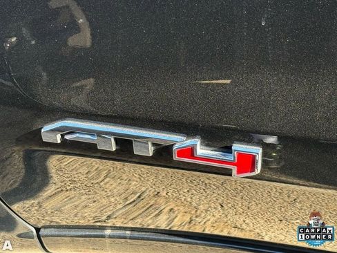 Used 2022 GMC Sierra 1500 AT4 w/ Technology Package image 10