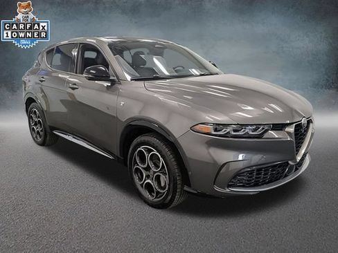 Used 2024 Alfa Romeo Tonale Ti AWD/4WD image 3