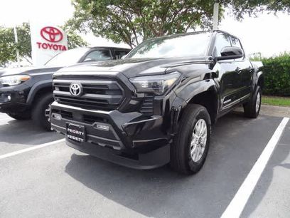 Used 2025 Toyota Tacoma SR5