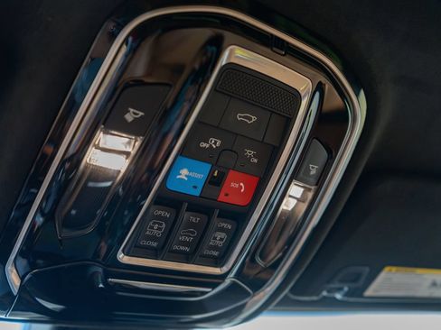 Used 2022 Jeep Grand Cherokee L Summit AWD/4WD image 19