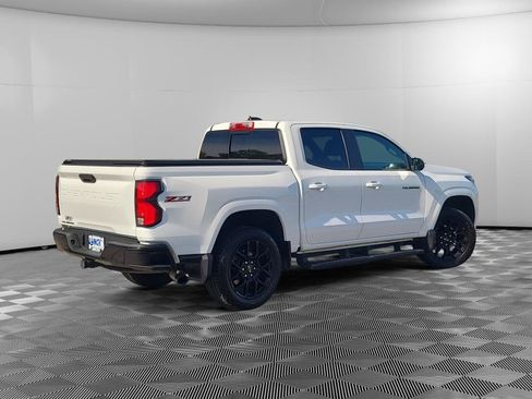 Used 2024 Chevrolet Colorado Z71 w/ LPO, Dark Essentials Package AWD/4WD image 4