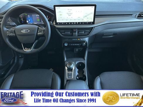 New 2025 Ford Escape SE image 10