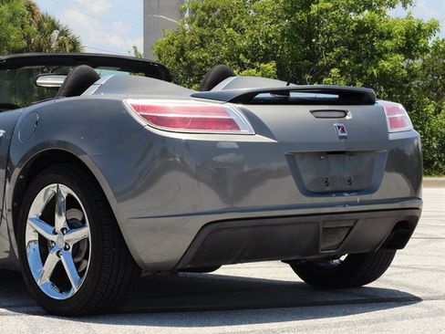 Used 2007 Saturn Sky RWD image 5
