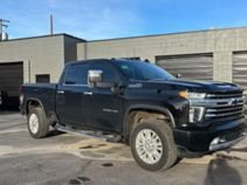 Used 2021 Chevrolet Silverado 3500 High Country image 11