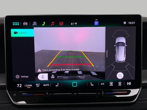 New 2026 Volkswagen Tiguan SE image 22