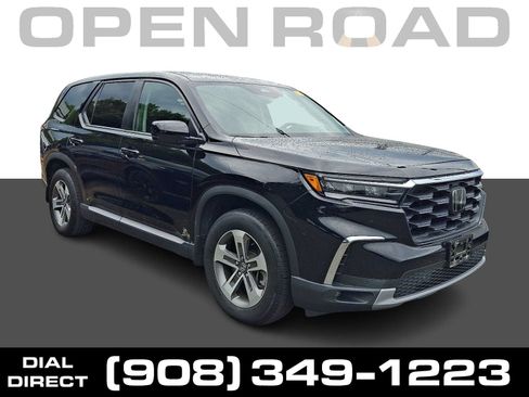 Used 2025 Honda Pilot EX-L image 1