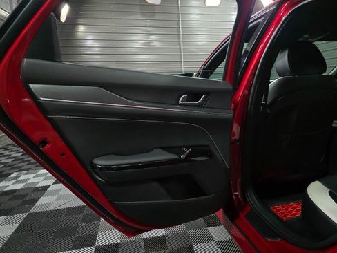 Used 2025 Kia K5 GT-Line image 32