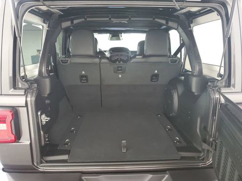 New 2025 Jeep Wrangler Sahara image 33