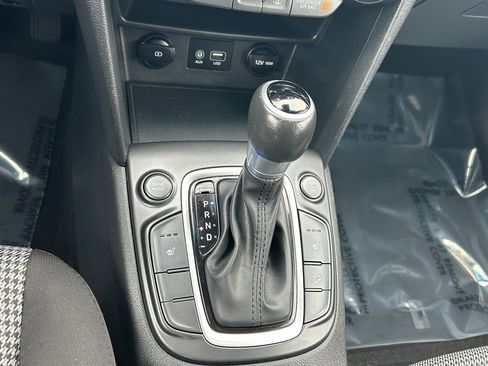 Used 2019 Hyundai Kona SEL image 22
