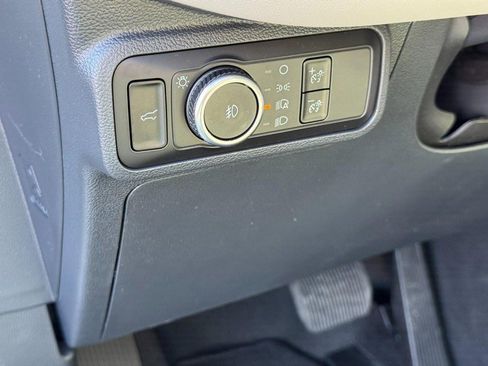 New 2026 Ford Explorer Active w/ Active Comfort Package image 12