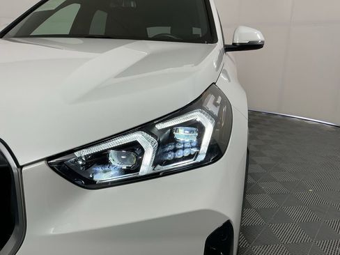 Certified 2025 BMW X1 xDrive28i w/ Technology Package image 8