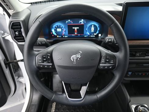 Used 2025 Ford Bronco Sport Outer Banks w/ Outer Banks Tech Package+ image 13