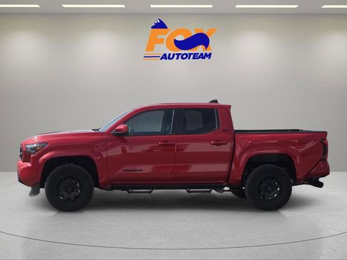 New 2026 Toyota Tacoma SR5 image 2
