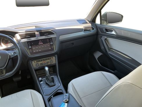 Used 2019 Volkswagen Tiguan SE FWD image 31