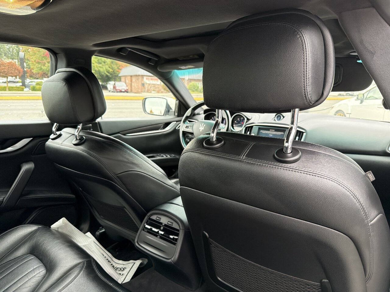 Used 2016 Maserati Ghibli S RWD image 22