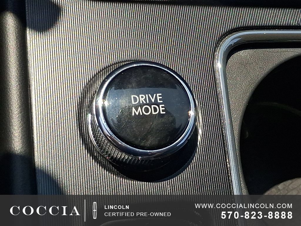 Certified 2024 Lincoln Corsair AWD image 24