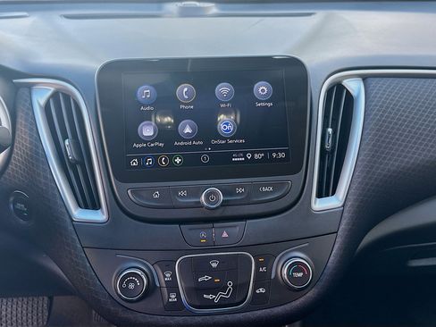 Used 2025 Chevrolet Malibu RS image 12