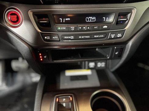 Used 2022 Honda Pilot Special Edition image 18