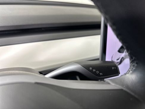 Used 2020 Tesla Model 3 Long Range image 17