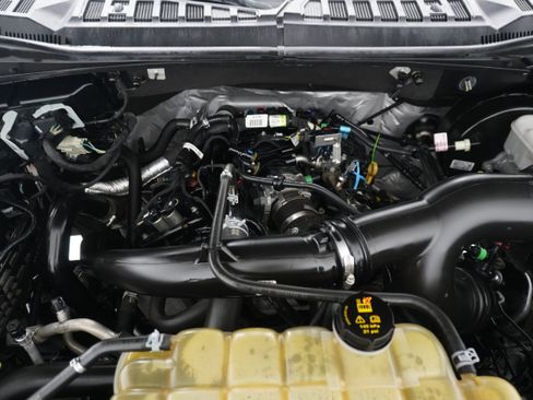 Used 2020 Ford F150 XLT w/ Equipment Group 302A Luxury image 26