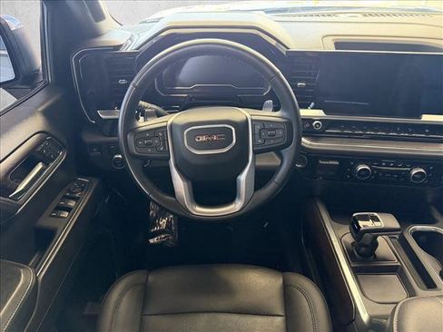 Used 2024 GMC Sierra 1500 SLT w/ SLT Premium Plus Package AWD/4WD image 11