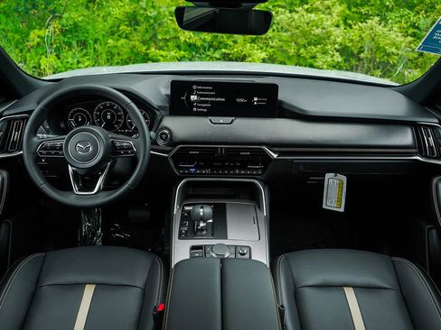 New 2025 MAZDA CX-90 Plug-In Hybrid w/ Premium Plus image 15