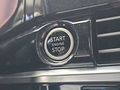 Certified 2023 Nissan Pathfinder Platinum image 29