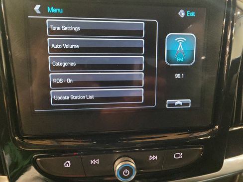 Used 2019 Chevrolet Traverse LT w/ LT Premium Package FWD image 25