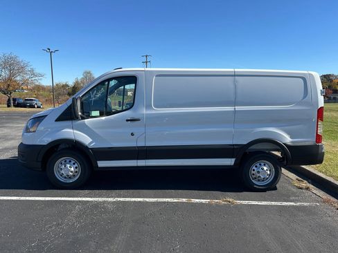 New 2026 Ford Transit 250 Low Roof AWD image 10