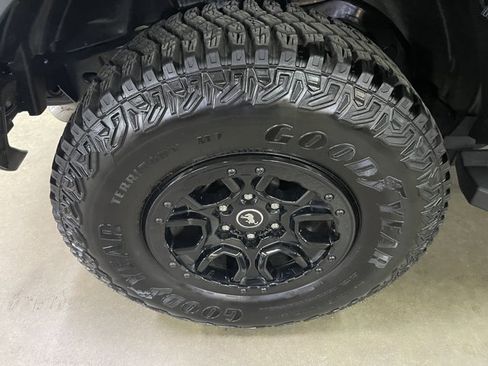 Certified 2022 Ford Bronco Wildtrak image 12