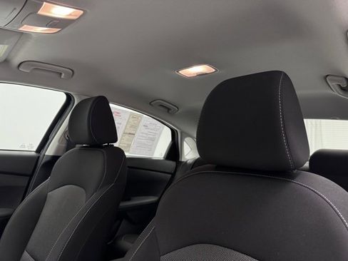 Used 2023 Kia Forte LXS image 19