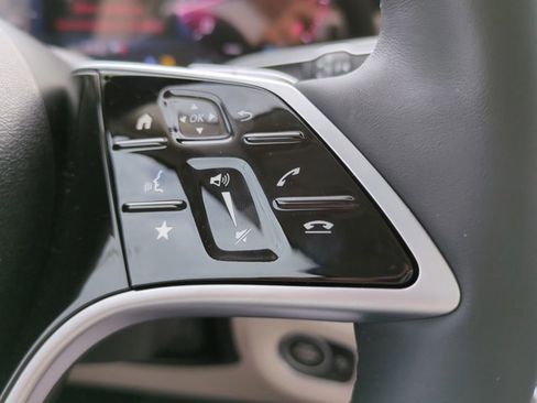 Certified 2024 Mercedes-Benz GLE 450 4MATIC image 25