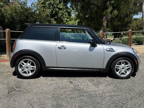 Used 2009 MINI Cooper S FWD image 13