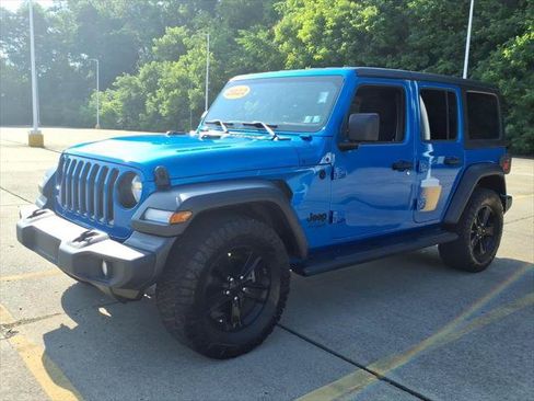 Used 2022 Jeep Wrangler Unlimited Sport AWD/4WD image 4
