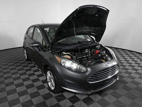 Used 2015 Ford Fiesta SE image 30