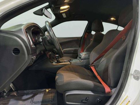 Used 2019 Dodge Charger SRT Hellcat w/ Harman/Kardon Audio Group RWD image 15