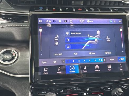 Used 2022 Jeep Grand Cherokee Limited 4xe image 27