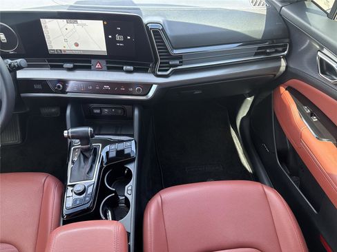 Used 2023 Kia Sportage SX image 16