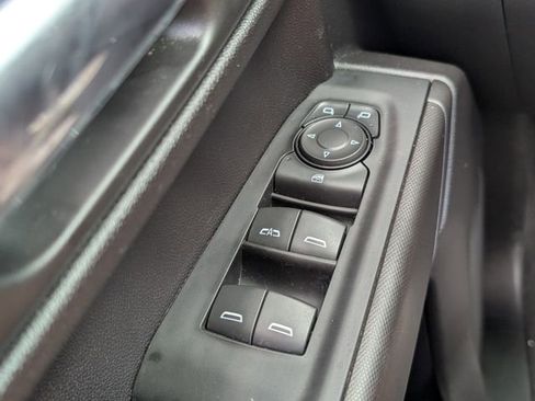 Used 2024 Chevrolet Silverado 1500 Custom image 33