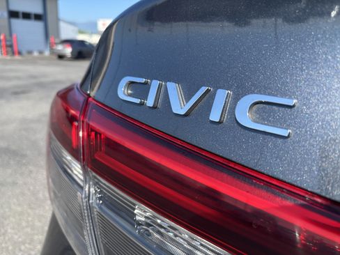 Used 2024 Honda Civic Sport image 11
