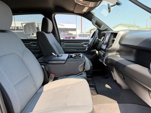 Used 2022 RAM 1500 Big Horn AWD/4WD image 42
